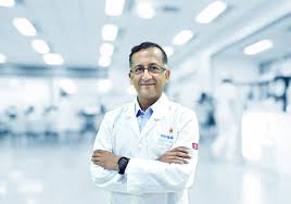 Dr Amit Paranis